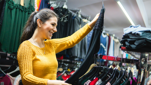 Fashion Store Assistant Training