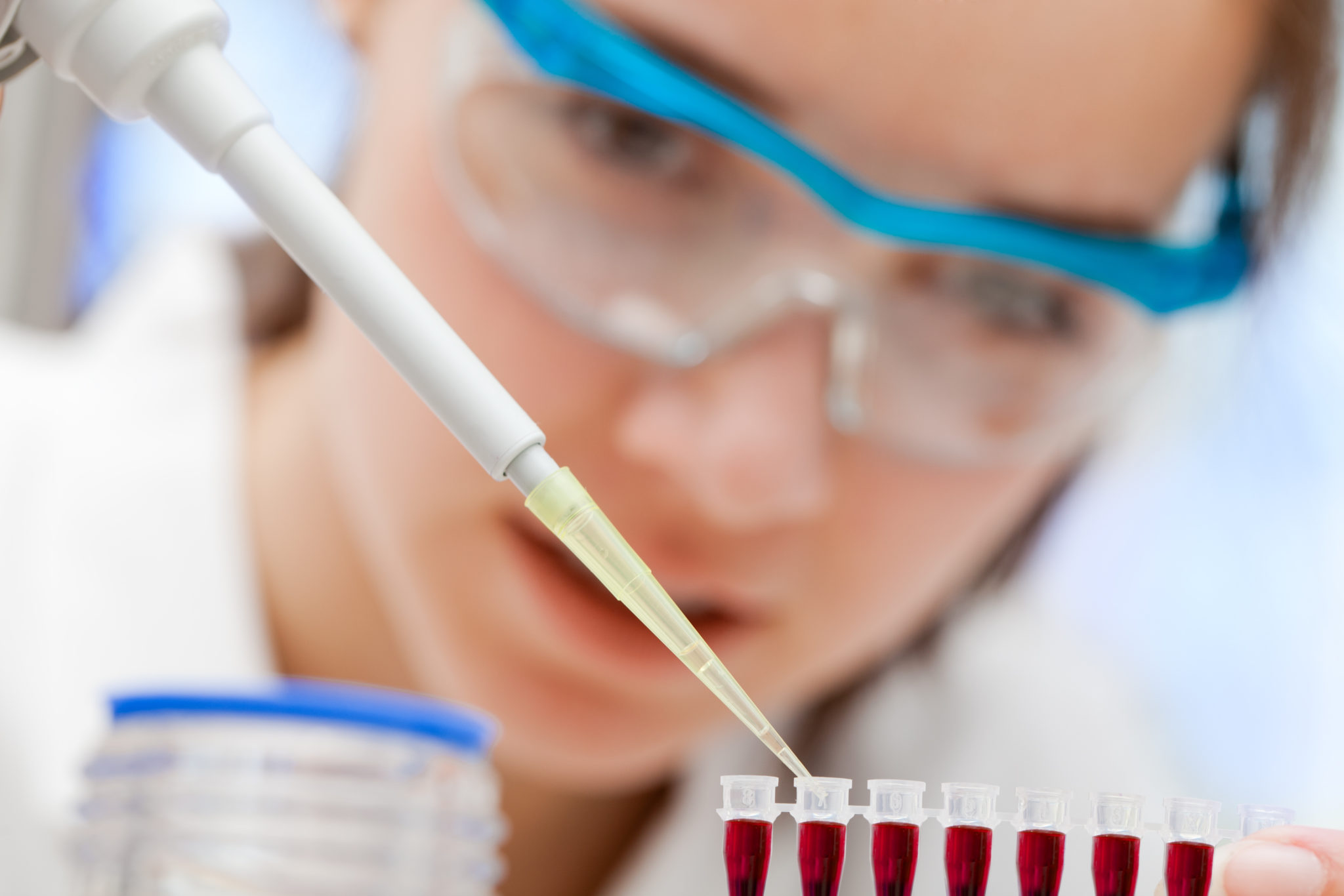 A comprehensive guide to a medical laboratory technician