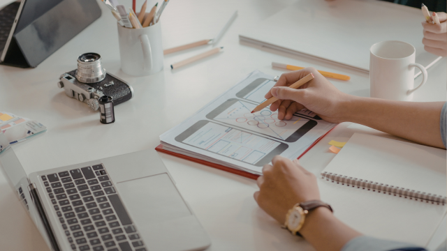 Adobe Design Bundle Course (illustrator and InDesign) – One Education