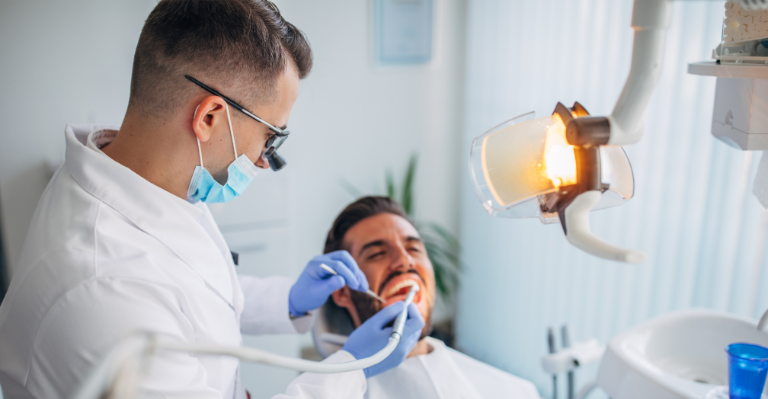 Dental Assistant Course: Oral Expertise