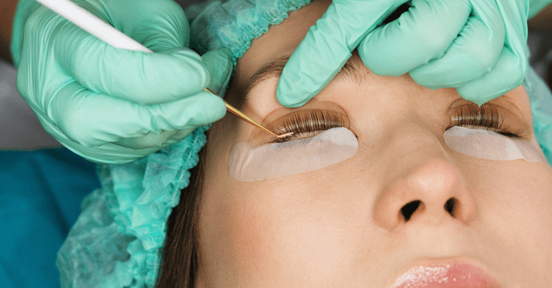 Everything You Need to Know About Lash Lift and Tint
