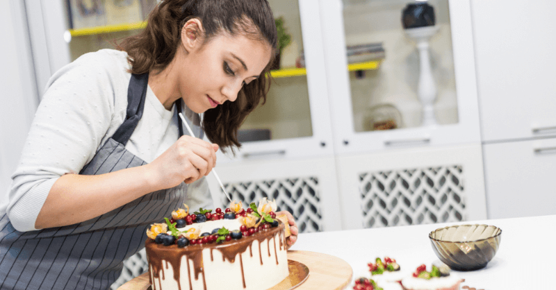 How to Start a Cake Decorating Business Step-by-Step Guide for Beginners
