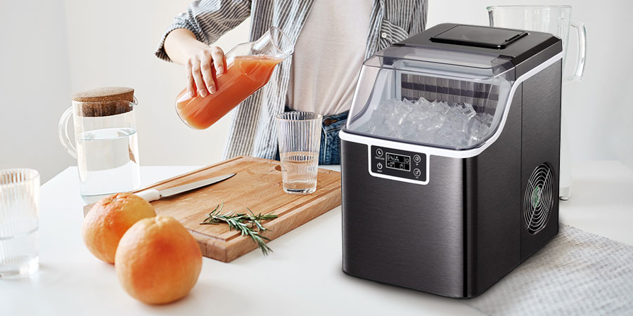 Components of a Countertop Ice Maker