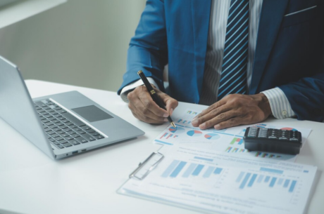 Level 3 Diploma in Business Management and Finance Course
