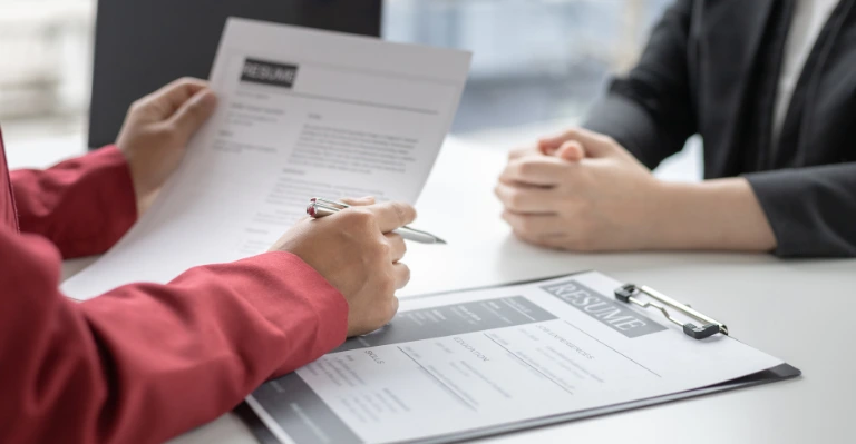 HR & Marketing: Recruitment & Retention Strategies